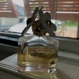 Daisy Marc Jacobs